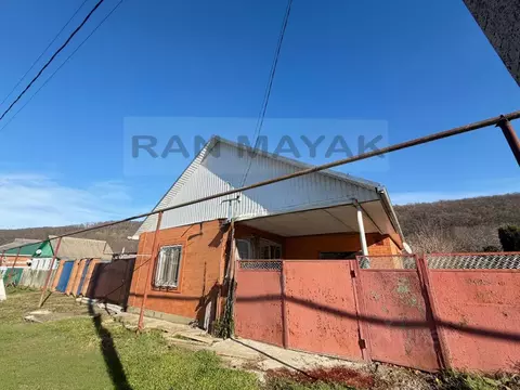 Дом в Адыгея, Майкопский район, Краснооктябрьское с/пос, пос. ...