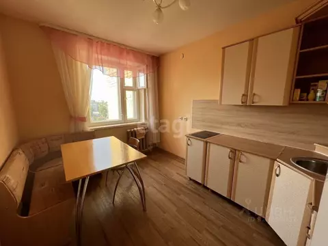 2-к кв. Тюменская область, Тюмень ул. Чернышевского, 2ак11 (60.0 м)