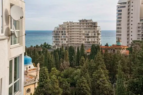 2-к кв. Крым, Ялта ул. Володарского, 9 (69.0 м)