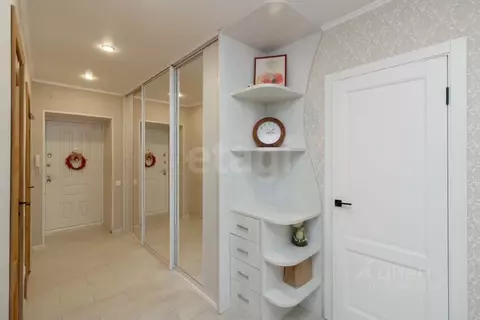 3-к кв. Тюменская область, Тюмень 6-й мкр, ул. Валерии Гнаровской, 9 ...