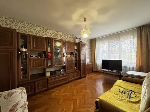 3-к кв. Крым, Симферополь ул. 60 лет Октября (65.6 м)