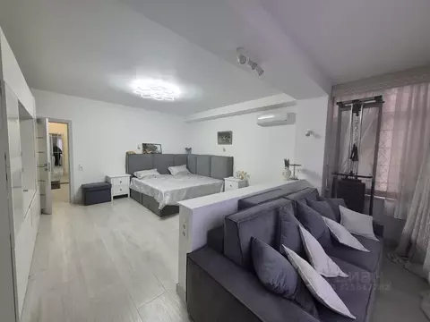 1-к кв. Севастополь ул. Челнокова, 19 (54.0 м)