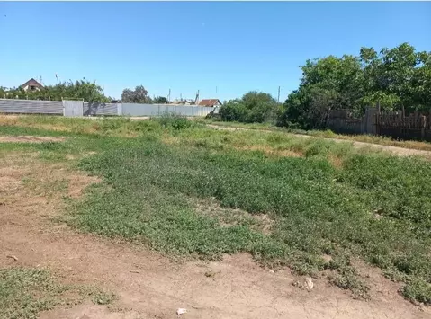 Участок в Волгоградская область, Ленинский район, с. Заплавное ...