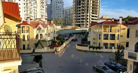 2-к кв. Севастополь ул. Степаняна, 10Б (73.8 м)