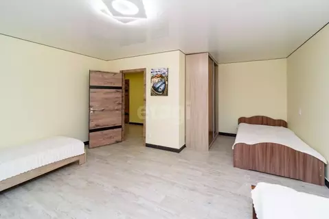 3-к кв. Ярославская область, Ярославль ул. Зелинского, 7а (91.8 м)