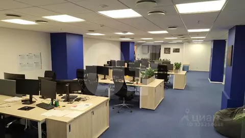 Офис в Москва ул. Ивана Франко, 8 (1019 м)