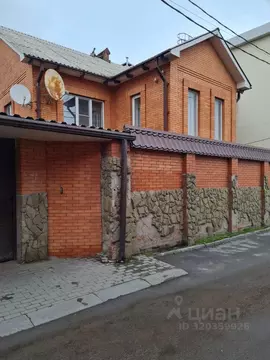 Дом в Ростовская область, Ростов-на-Дону Парадная ул. (180 м)