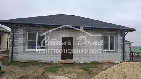 Дом в Волгоградская область, Волгоград пос. Верхняя Ельшанка, ул. ...