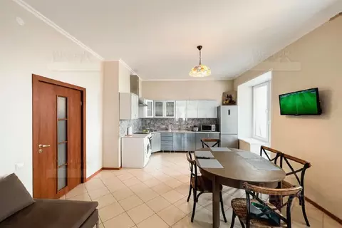 4-к кв. Санкт-Петербург Киевская ул., 3 (101.0 м)