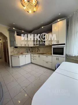 3-к кв. Москва ул. Верхние Поля, 45К4 (76.4 м)