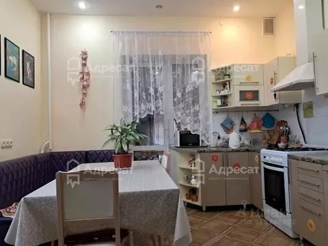 Дом в Волгоградская область, Волгоград Колесная ул. (264 м)