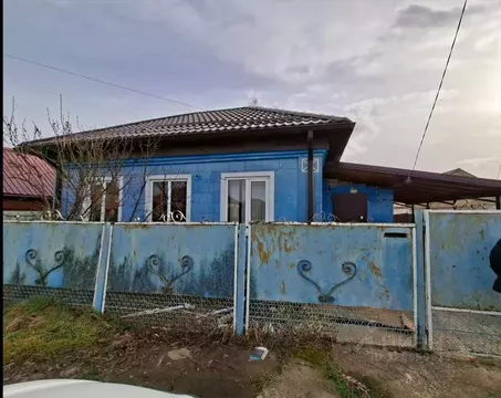 Участок в Краснодарский край, Динской район, Новотитаровская ст-ца ...