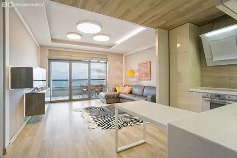 2-комнатная квартира: Ялта, улица Дражинского, 35 (79.9 м)