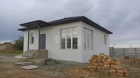 Дом в Крым, Бахчисарайский район, Ароматненское с/пос, с. Маловидное ...