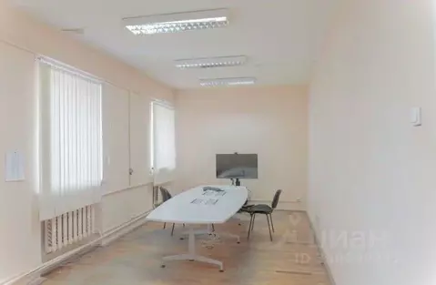 Офис в Санкт-Петербург ул. Бабушкина, 3 (481 м)