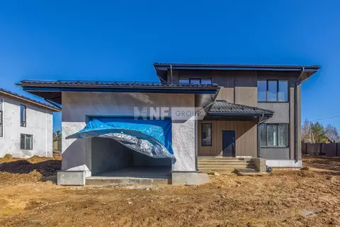 Дом в Москва № 3 кв-л,  (240 м)