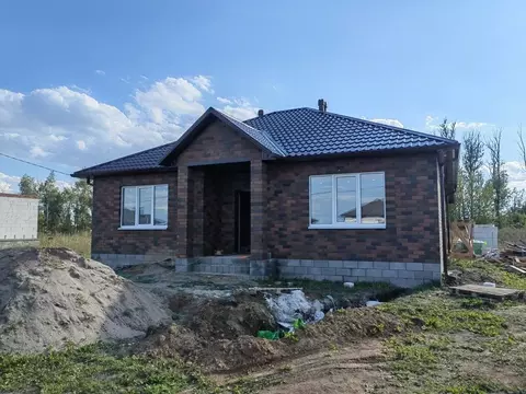 Дом в Белгородская область, Корочанский район, Мелиховское с/пос, с. ...