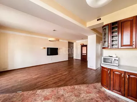 4-к кв. Ярославская область, Ярославль ул. Свободы, 81/33 (105.6 м)