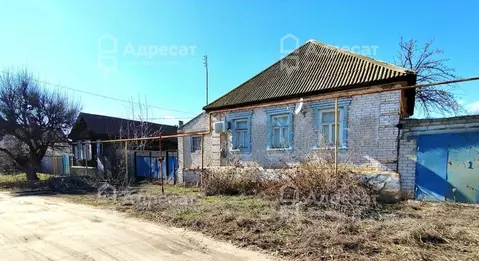 Дом в Волгоградская область, Дубовка ул. Имени Гагарина (71 м)