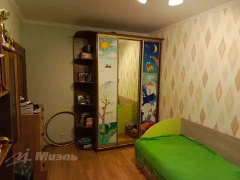 Продается 3-комнатная квартира