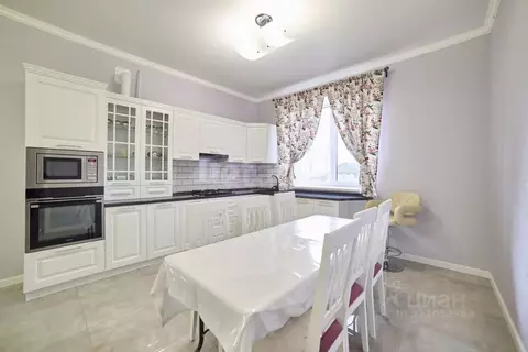 Дом в Башкортостан, Стерлитамакский район, Наумовский сельсовет, с. ...