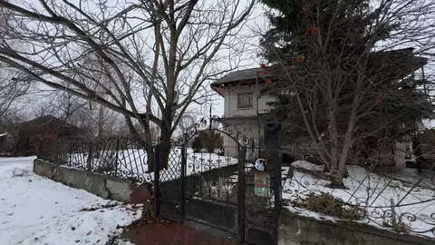 Коттедж в Алтайский край, Барнаул Затон мкр, Рыбацкий пер., 8 (310 м)