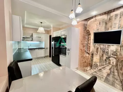 4-к кв. Башкортостан, Уфа ул. Энгельса, 1/1 (109.7 м)