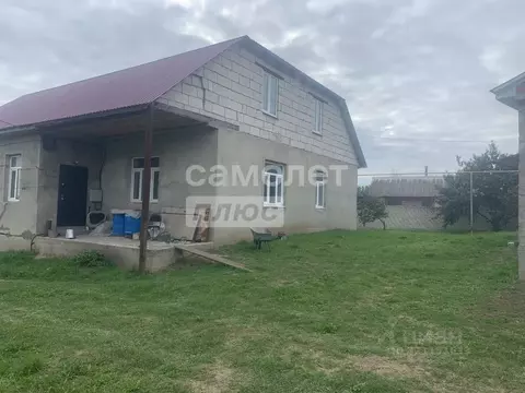 Дом в Курская область, Курский район, Нижнемедведицкий сельсовет, д. ...