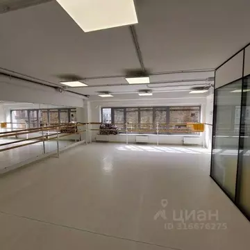 Помещение свободного назначения в Свердловская область, Екатеринбург ...