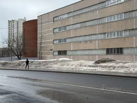 Гараж в Москва Стартовая ул., 14 (18 м)