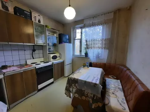 Продается комната в 2-комнатной квартире