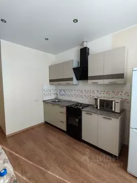 1-к кв. Тюменская область, Тюмень ул. Фармана Салманова, 10 (35.6 м)