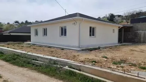 Дом в Севастополь Связист-2 садоводческое товарищество,  (115 м)