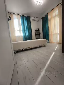 2-к кв. Крым, Симферополь просп. Александра Суворова (56.0 м)