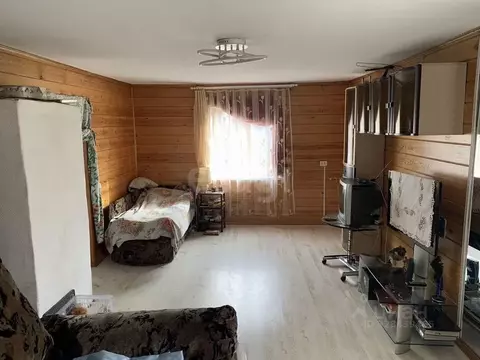 Дом в Бурятия, Иволгинский район, Сотниковское с/пос, с. Сотниково ул. ...