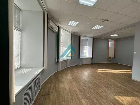 Офис в Оренбургская область, Оренбург Матросский пер., 2 (206 м)