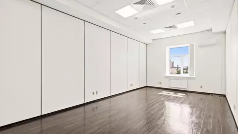 Офис в Санкт-Петербург 7-я Васильевского острова линия, 76 (25 м)