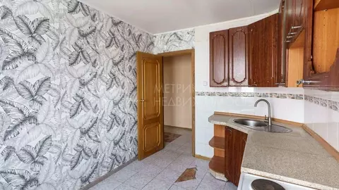 4-к кв. Тюменская область, Тюмень Молодежная ул., 28 (70.9 м)