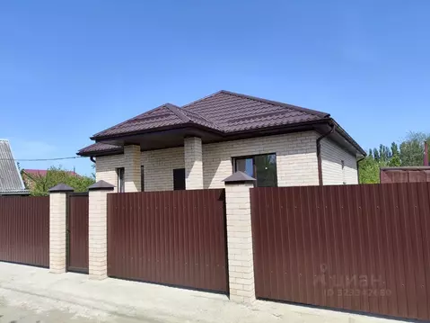 Дом в Краснодарский край, Краснодар Кубанское Яблоко садовое ...