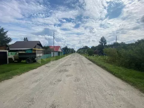 Участок в Тюменская область, Нижнетавдинский муниципальный округ, д. ...