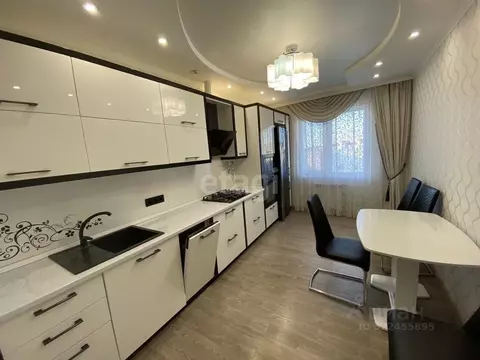 2-к кв. Ханты-Мансийский АО, Ханты-Мансийск ул. Энгельса, 16 (65.8 м)