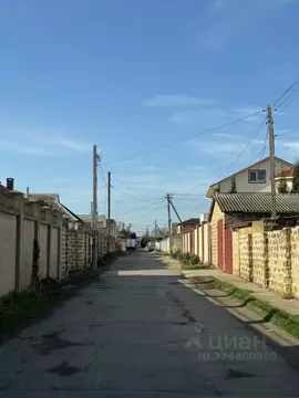 Участок в Крым, Сакский район, с. Уютное, Прибой СПК ул. Дачная, 26А ...