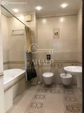 3-комнатная квартира: Сочи, микрорайон Светлана, Учительская улица, ...