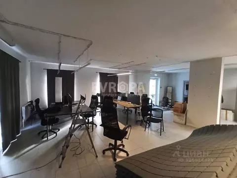 Офис в Ульяновская область, Ульяновск ул. Радищева, 82 (160 м)