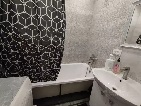 3-к кв. Чувашия, Новочебоксарск ул. Воинов-интернационалистов, 49 ...