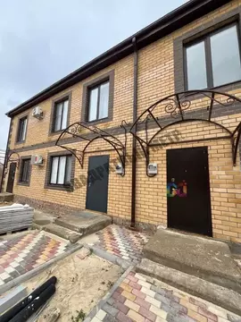 Таунхаус в Калмыкия, Элиста ул. Хомутникова, 116 (45 м)