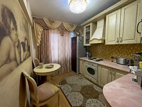 4-к кв. Белгородская область, Белгород просп. Ватутина, 22 (76.2 м)