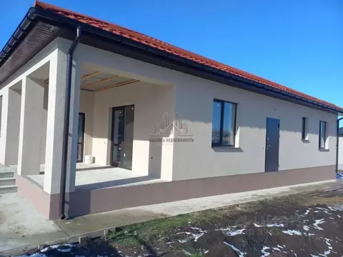 Дом в Крым, Симферопольский район, Добровское с/пос, с. Пионерское ул. ...