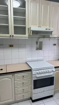 3-к кв. Москва пл. Победы, 1кБ (80.0 м)