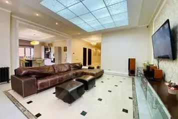 4-к кв. Татарстан, Казань ул. Тельмана, 15 (150.0 м)